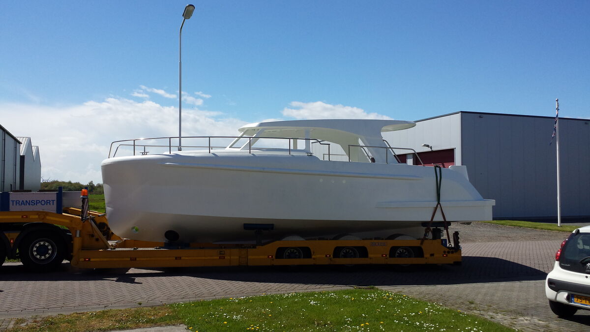 10 meter motorjacht bij Concordia Yachts