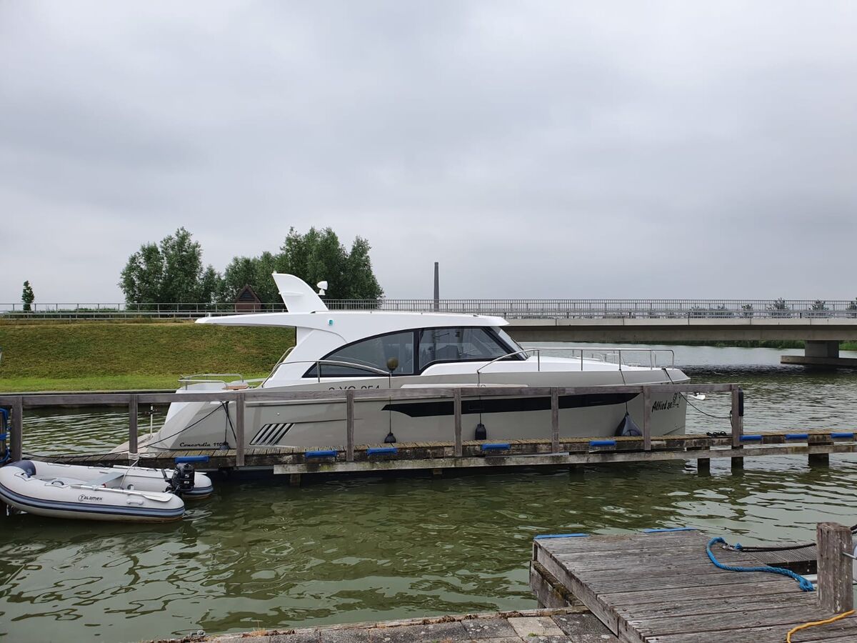 Concordia 115OK 11 meter motorjacht
